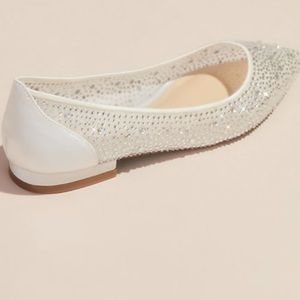 BETSEY JOHNSON X DB

crystal-adorned transparent mesh pointy toe flats